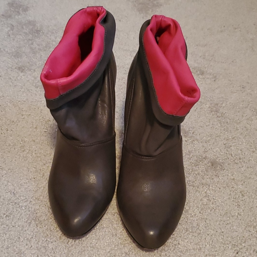 BCBG bootie